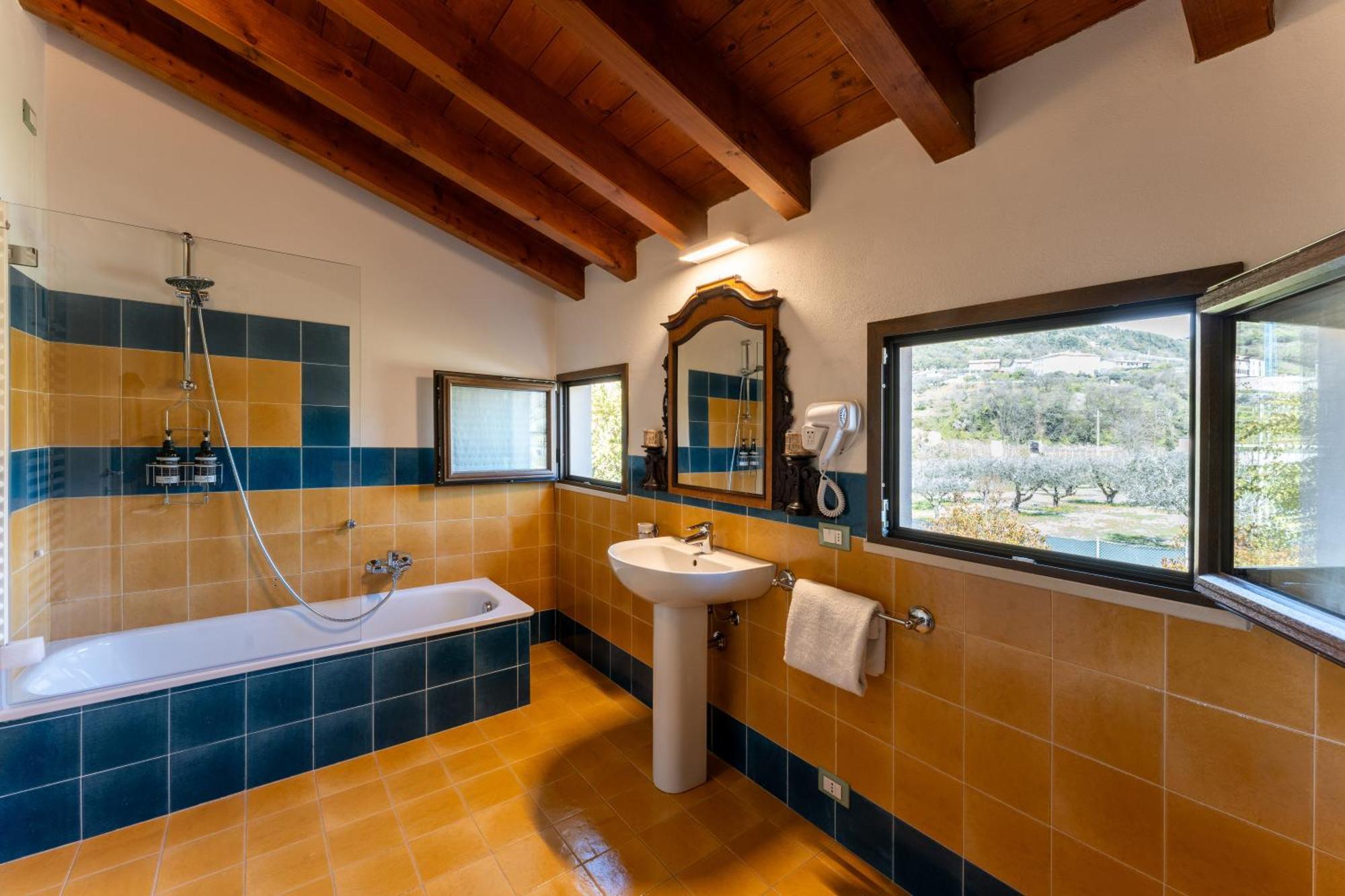 Villa Ada Negrar Bagian luar foto