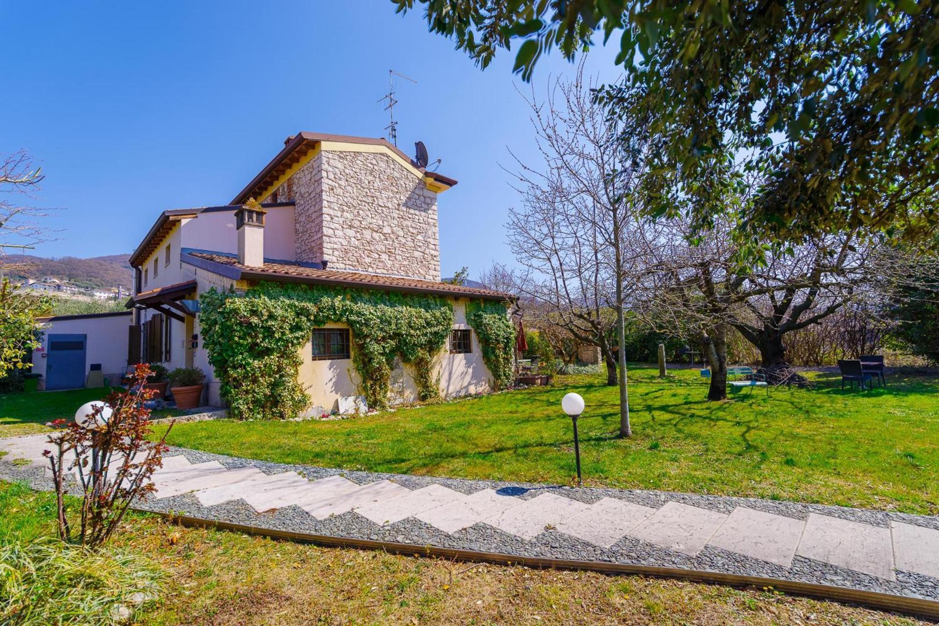 Villa Ada Negrar Bagian luar foto